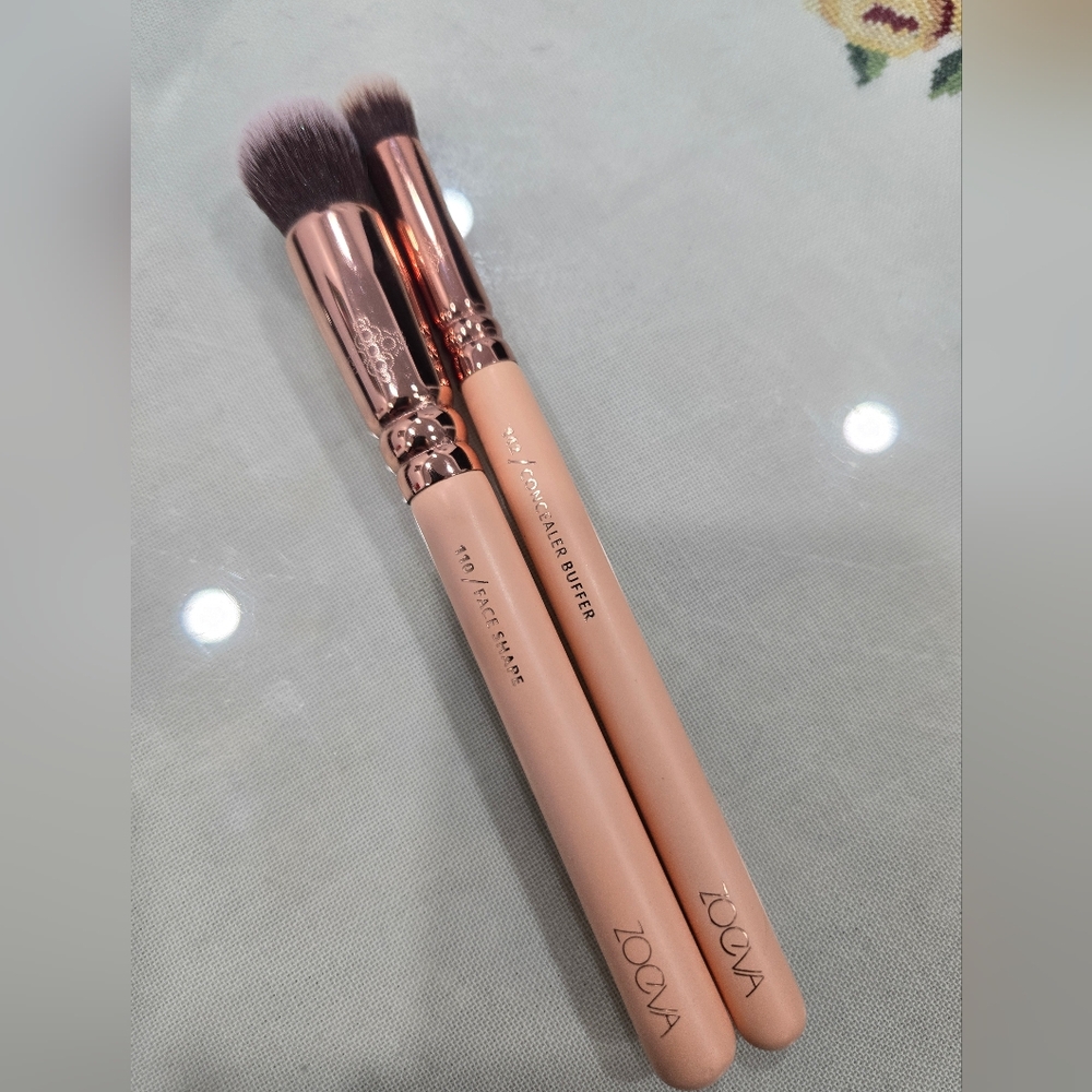 ZOEVA Rose Gold and Cream Makeup Brush Duo